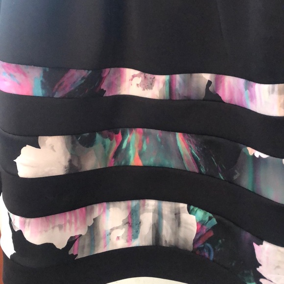 Black Colorblock Pocket Dress-L - Picture 2 of 3